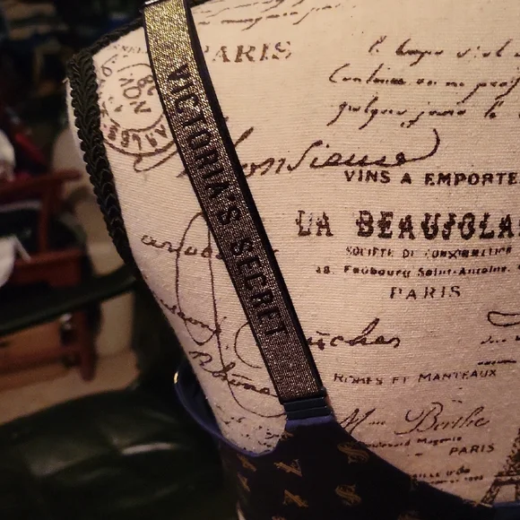 Victoria's Secret Blue and Gold Full-Coverage Bra - Picture 4 of 16